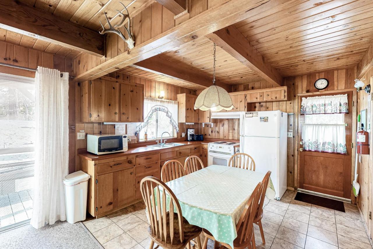בס לייק Lancaster Cabin מראה חיצוני תמונה